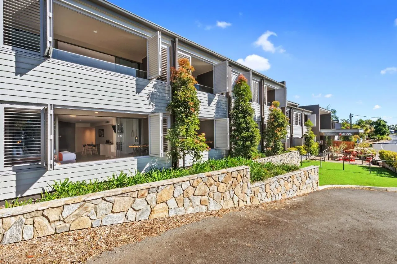 ***** Hotel Altitude On Montville Australia